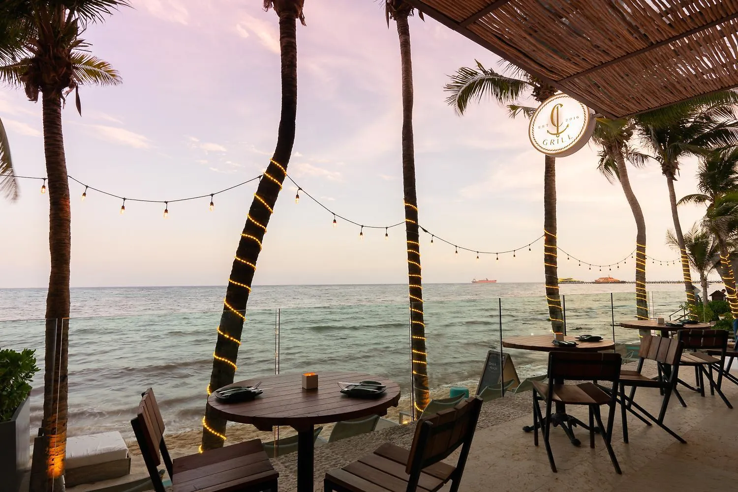 Hyatt Centric Playa Del Carmen - Downtown House & Beach House (Adults Only) Hotel