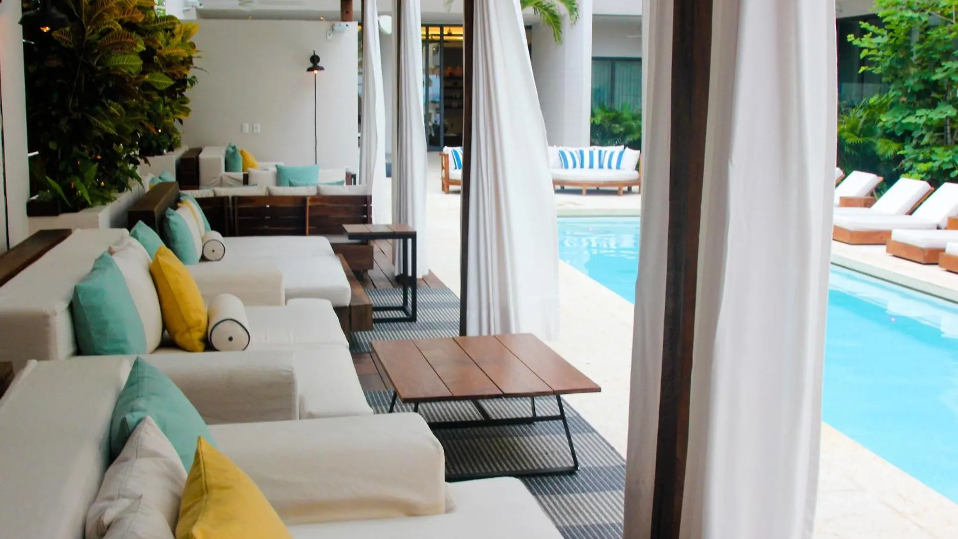 Hyatt Centric Playa Del Carmen - Downtown House & Beach House (Adults Only) Hotel