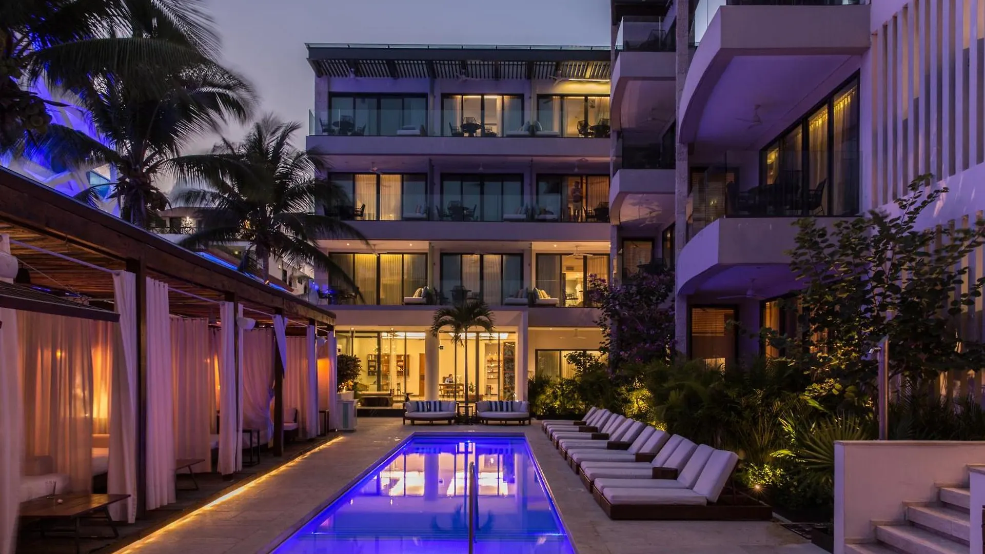Hyatt Centric Playa Del Carmen - Downtown House & Beach House (Adults Only) 4*,