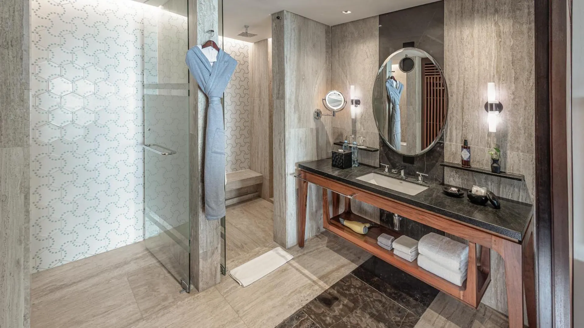 Hyatt Centric Playa Del Carmen - Downtown House & Beach House (Adults Only) 4*,