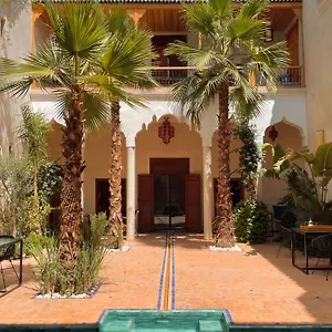  Riad Lion Rouge Morocco